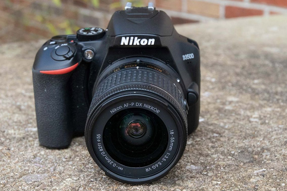 دوربین Nikon D3500